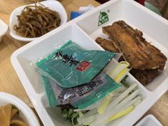 -李连贵熏肉大饼(金隅嘉品Mall店)