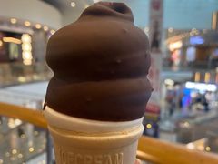 巧克力甜筒-DQ·蛋糕·冰淇淋(荟聚中心店)