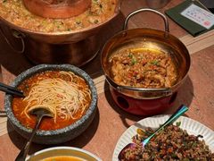 土司铜锅油焖鸡-浩海火燒雲傣家菜(芮欧百货店)