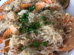 蒜蓉粉丝蒸扇贝-明记海鲜大排档(巽寮湾店)