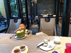 -三亚湾海居铂尔曼度假酒店