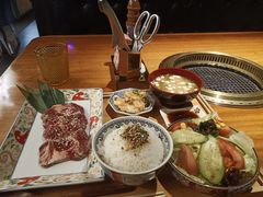 -肉魁屋·烧肉·烧鸟·酒场(高新店)