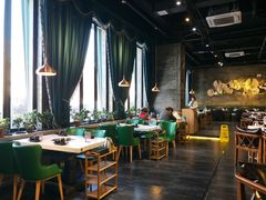 大堂-围炉·川味鲜货火锅(万达珍珠坊店)