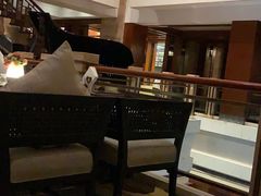-浅深休闲酒店-停车场