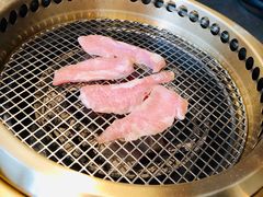 -铭牛烧肉·和牛海鲜自助(高新月牙湖店)