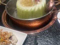 -得意咚瓜·顺德鱼生·冬瓜火锅(深圳首店)