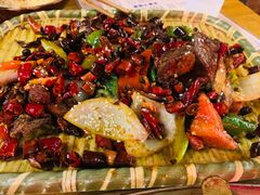 -郑件洋芋饭庄