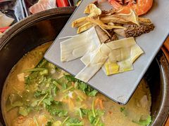 -勺子米线·云南传统小吃市集(四方街店)