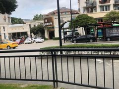 -绿姿鲜奶烘焙(新城花园店)