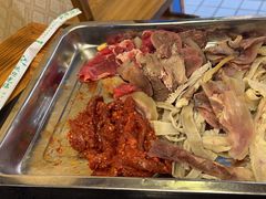 -金鼎雪山牦牛杂火锅(理县总店)