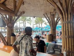 -FINNS Beach Club