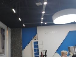 -银星女王公园发型艺术沙龙