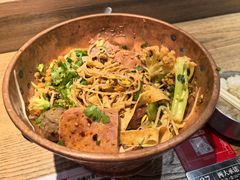 -成都你六姐·牛肉冒菜(上海环宇荟店)