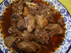 -何猫特色黄焖羊肉