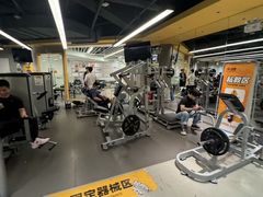 -超鹿运动(大唐世家店)