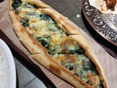 菠菜奶酪披萨-梅夫娜土耳其餐厅.清真HALAL
