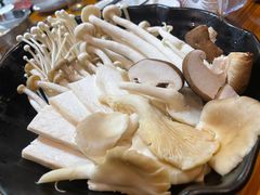 什菇拼盘-牛品福潮汕牛肉火锅(旺庄店)