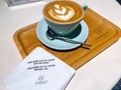 拿铁-sugarman espresso素饮糖人高新咖啡工厂
