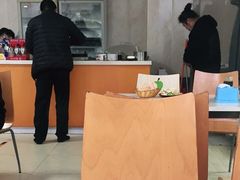 大堂-洪峰浩老北京烧饼夹肉(角门路店)