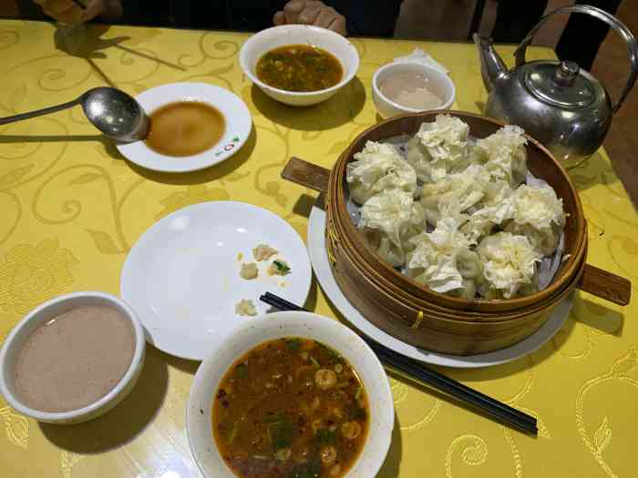 蒙源香奶茶馆-"在内蒙早饭店真的很不好找啊,住在万达,出.
