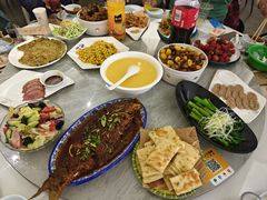 -何适山庄 ·可团建(水长城P2停车场店)