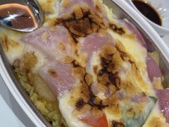 白汁焗海鲜饭-香港深仔记茶餐厅(东门店)