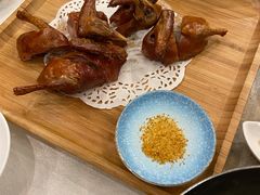 醉卤乳鸽-水上明月·湖景餐厅