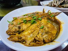 红烧杂鱼-红灯笼龙凤饭店(宁波老字号店)