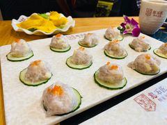 鱼籽芝士虾滑-潘小辣鲜肉老火锅