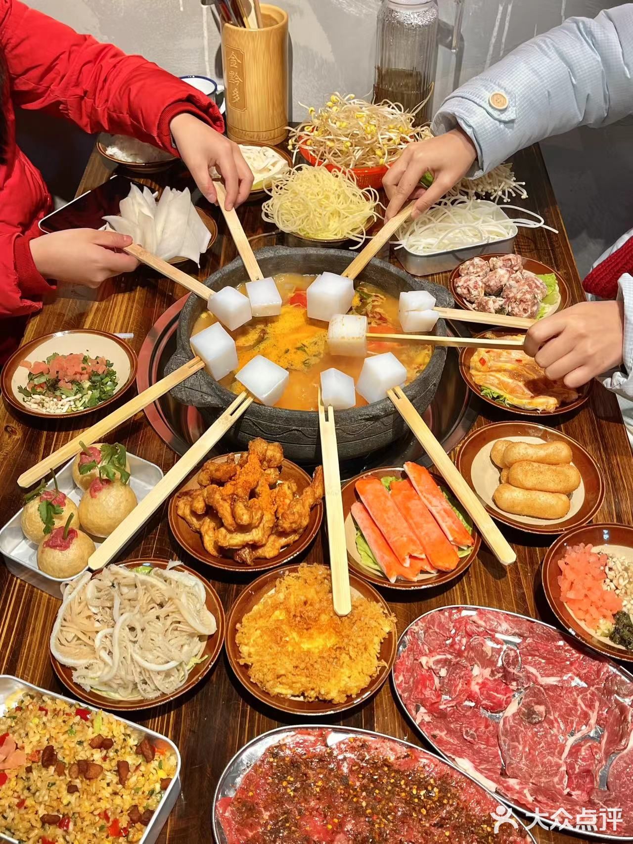 
金黔多安顺夺夺粉火锅，一口就沦陷！