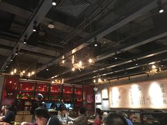 大堂-渝是乎酸菜鱼(龙旗购物中心店)
