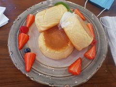 莓果奶油芝士舒芙蕾松饼-UPPER KITCHEN(延安路店)