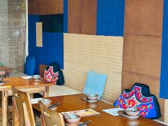 -包整·丝娃娃(一览甲秀楼风景店)