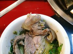 -老石黑山羊毛驴肉火锅(金凯广场店)