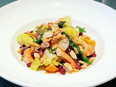 鲜虾蔬菜沙拉-北京厨房(西安SKP店)