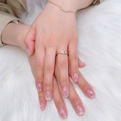 -七彩虹美甲美睫 半永久