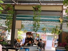 大堂-啰啰冰屋(景洪总店)