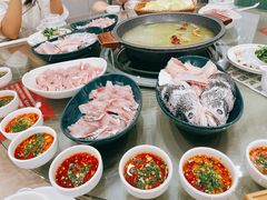 -刘成刚刘老实火锅店(镇宁店)