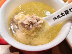 -洞庭土菜小炒馆(易发广场店)