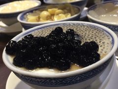 珍珠双皮奶-仁信老铺甜品(北京路店)