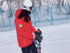 -亚布力新体委滑雪场