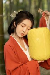 -一揽芳华汉服旗袍体验馆(拙政园店)