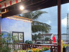 -潘先生平价海鲜城(神州半岛店)