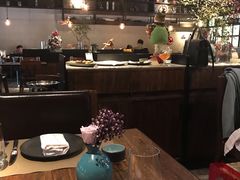 大堂-Carbon莫卡哆·意大利复古集市餐厅(杭州大厦店)
