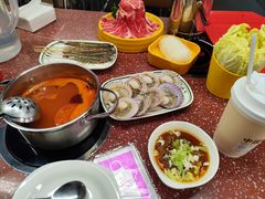 -四囍码头海鲜烧烤自助火锅(外滩南京东路悦荟广场店)