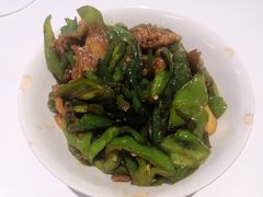 辣椒炒肉-老长沙龙虾馆·聚会餐厅(白石洲店)