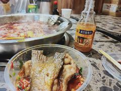-肖肖酸萝卜鱼火锅(总店)