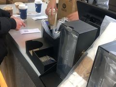 -瑞幸咖啡(7号国际商业中心店)