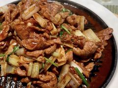 葱爆小羔羊肉-悦融琥珀·京鲁菜·海味珍品(西单店)