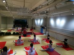 -炫艺舞蹈培训中心(枫尚奥特莱斯店)